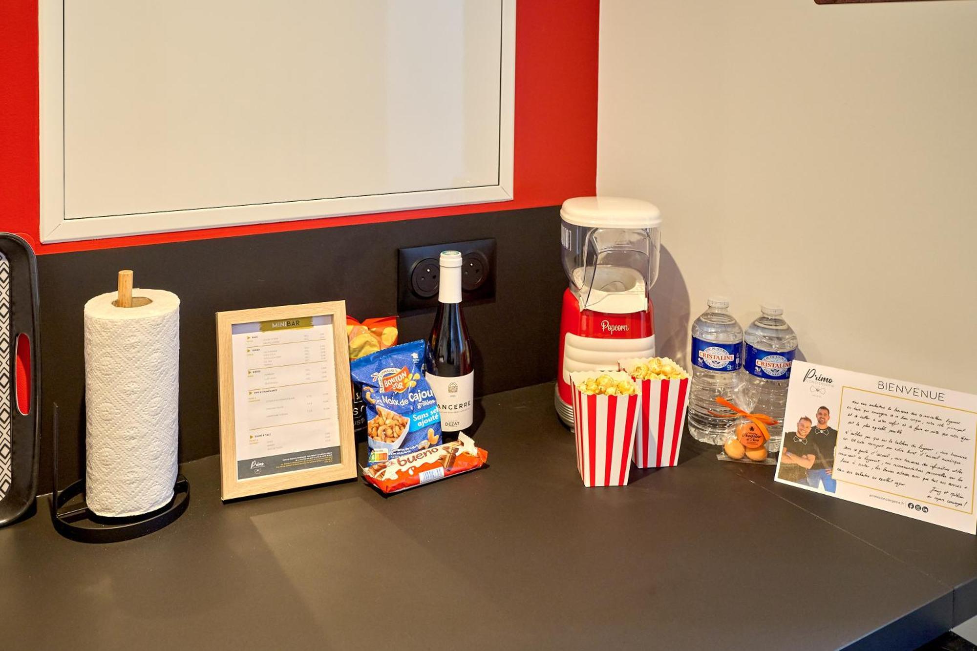 Apartment Cine Atypique Climatise A By Primo Conciergerie